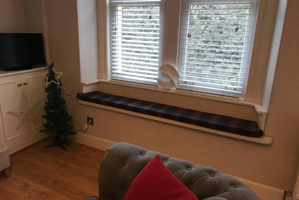 8A Tweed Cottage, Just Off The High St In Peebles Exterior foto